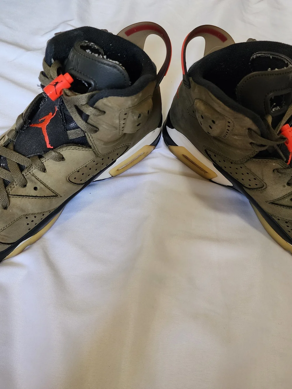 Travis Scott X Air Jordan 6 Men's Retro High-Top Sneakers in Olive